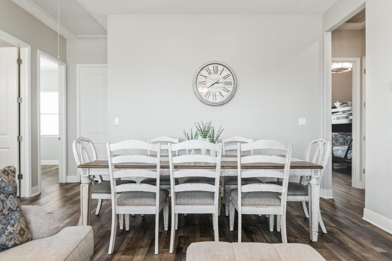 Stylish 4Br Crystal Beach Retreat Walk To Beach Bolivar Peninsula Exterior photo